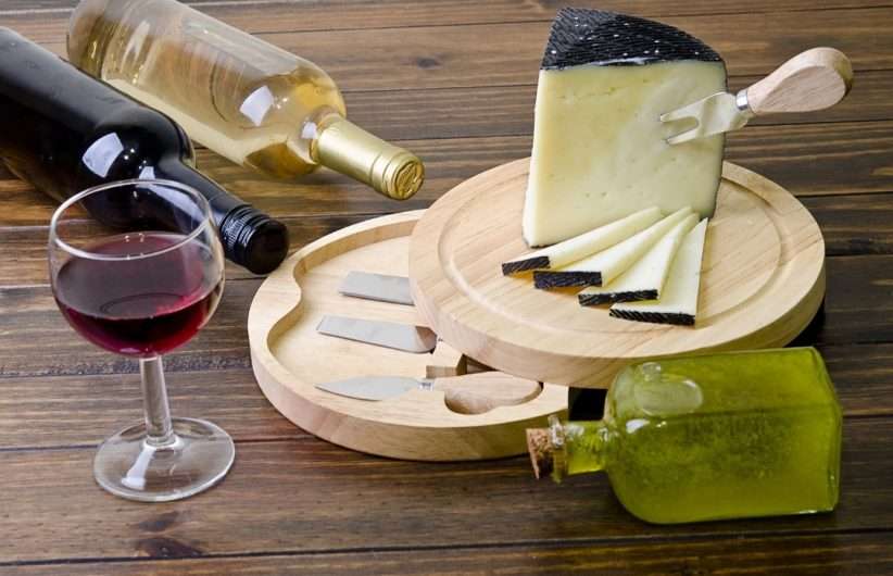 Mehr über den Artikel erfahren New Study Finds Olive Oil Enhances The Flavor of Red Wine